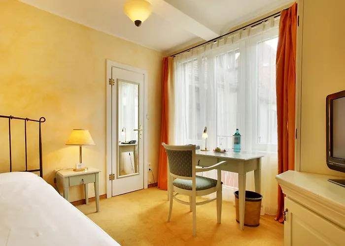 Bellmoor Im Dammtorpalais 3*