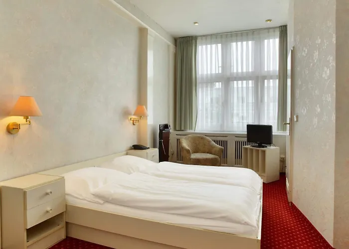 Hotel Bellmoor Im Dammtorpalais 3*